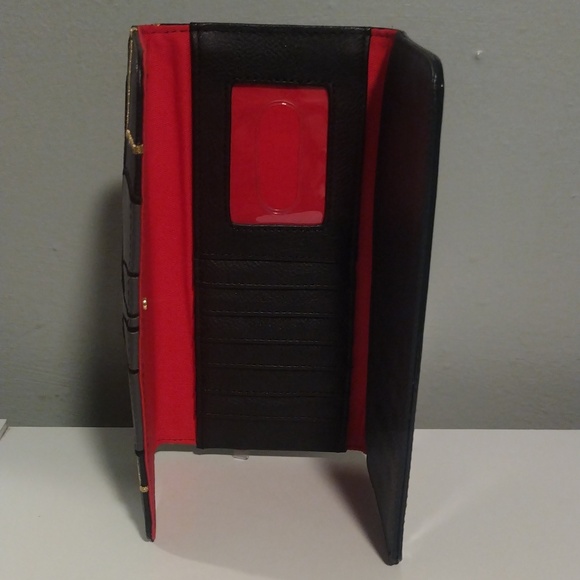 Minnie Mouse Loungefly wallet with half face - Picture 3 of 4